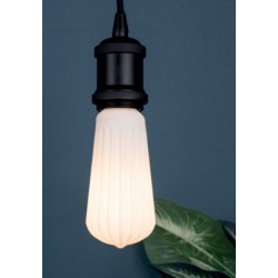 AMPOULE LED DECO OPAQUE STRIEE G95 1055 LUMENS 3000KELVIN 9W E27